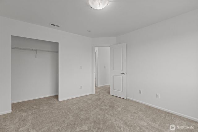 2055 S 263rd Street, Des Moines, WA 98198