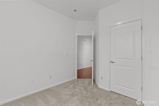 2055 S 263rd Street, Des Moines, WA 98198