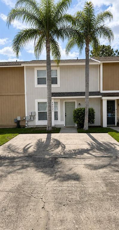 14021 VILLAGE TERRACE DRIVE, Tampa, FL 33624