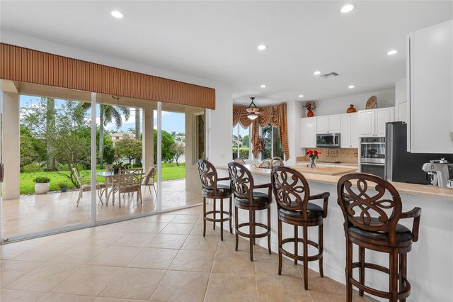 11759 Paradise Cove Ln, Wellington, FL 33449