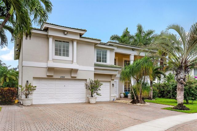 11759 Paradise Cove Ln, Wellington, FL 33449