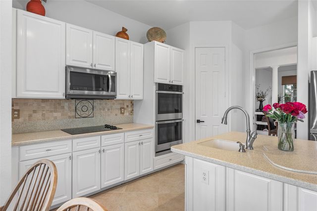 11759 Paradise Cove Ln, Wellington, FL 33449