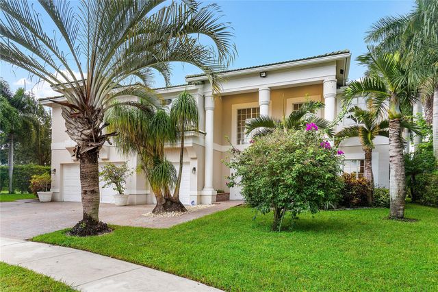11759 Paradise Cove Ln, Wellington, FL 33449