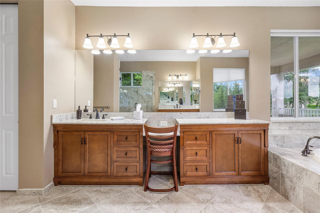 11759 Paradise Cove Ln, Wellington, FL 33449