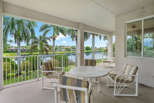 11759 Paradise Cove Ln, Wellington, FL 33449