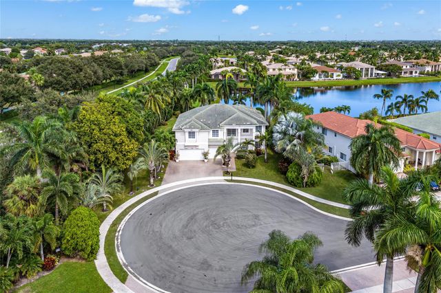 11759 Paradise Cove Ln, Wellington, FL 33449