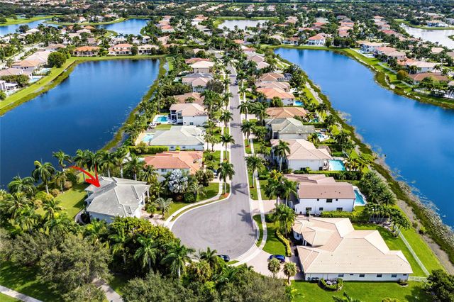 11759 Paradise Cove Ln, Wellington, FL 33449