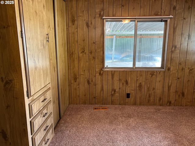 89510 HIGHWAY 101 23, Florence, OR 97439