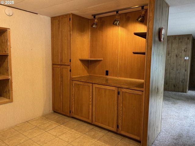 89510 HIGHWAY 101 23, Florence, OR 97439