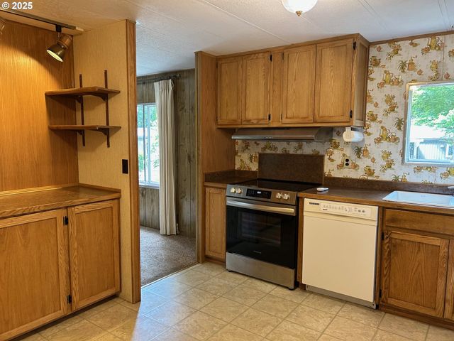 89510 HIGHWAY 101 23, Florence, OR 97439