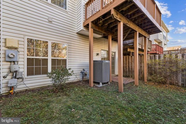 13083 ROSE PETAL CIR, Herndon, VA 20171