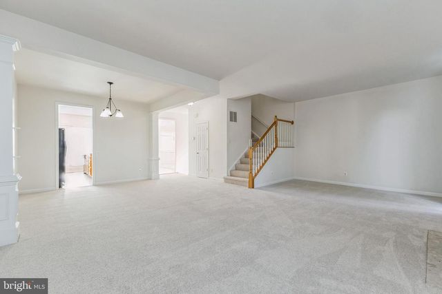 13083 ROSE PETAL CIR, Herndon, VA 20171