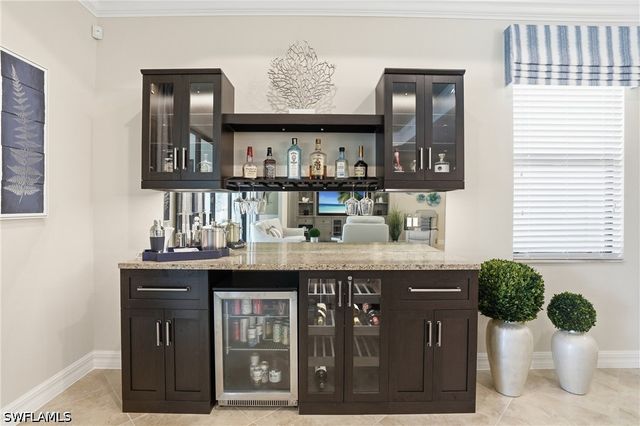 9457 Rialto DR, Naples, FL 34113