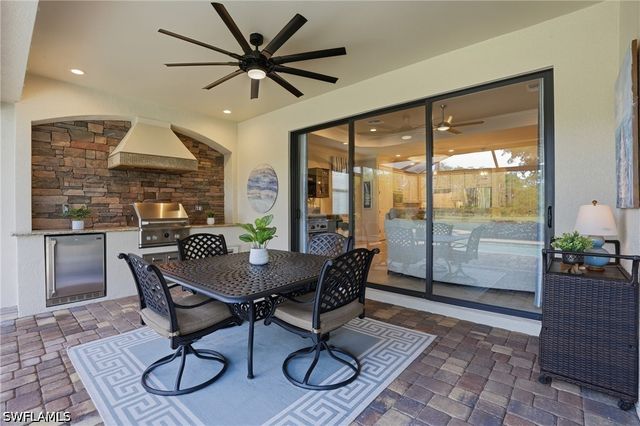 9457 Rialto DR, Naples, FL 34113