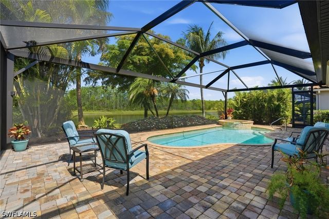 9457 Rialto DR, Naples, FL 34113