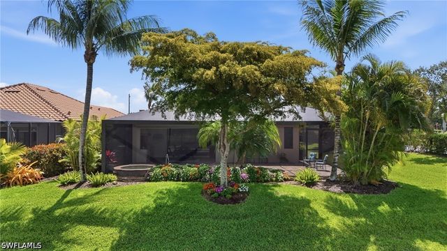 9457 Rialto DR, Naples, FL 34113