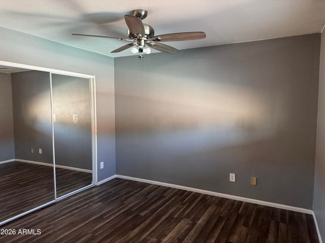 5264 W LUPINE Avenue, Glendale, AZ 85304