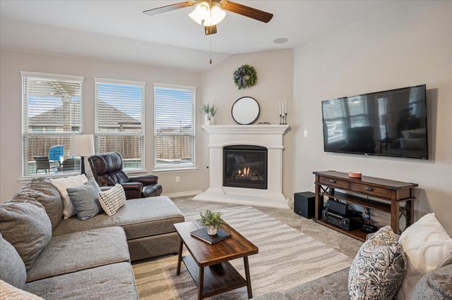 3039 Maverick Drive, Heath, TX 75126
