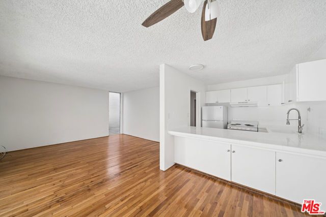 7545 W Hampton Avenue 108, West Hollywood, CA 90046