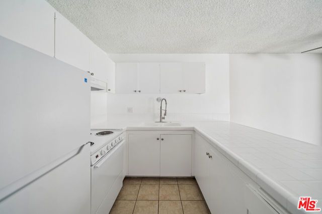 7545 W Hampton Avenue 108, West Hollywood, CA 90046