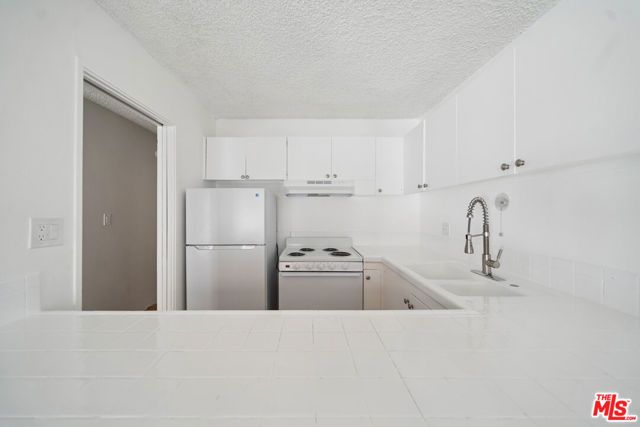 7545 W Hampton Avenue 108, West Hollywood, CA 90046