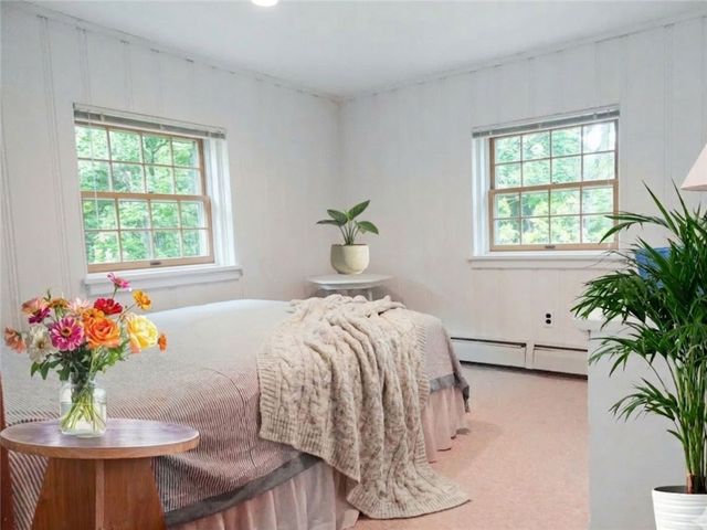 140 Treasure Road, Narragansett, RI 02882