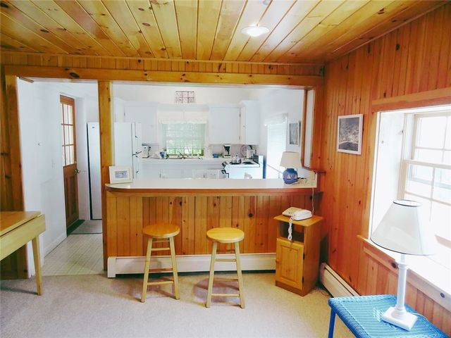 140 Treasure Road, Narragansett, RI 02882
