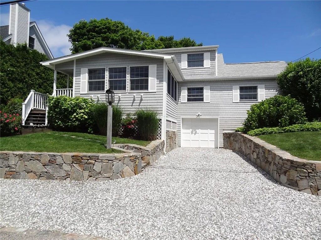 140 Treasure Road, Narragansett, RI 02882