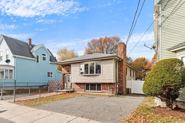 62 Adams St, Revere, MA 02151