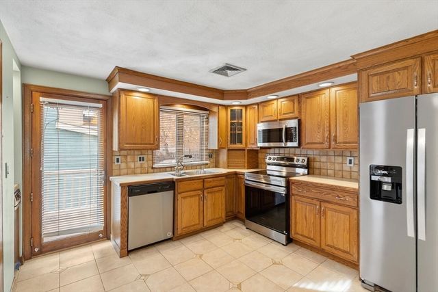 62 Adams St, Revere, MA 02151