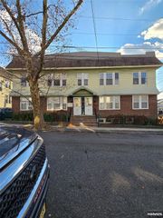 49 Patterson Street 51-2 floor, Kearny, NJ 07032