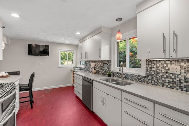 6 Royce Road, Framingham, MA 01701