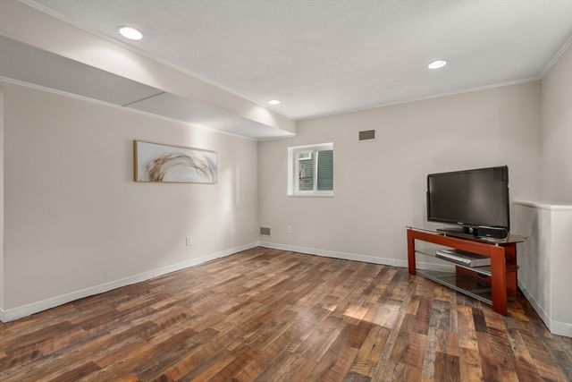 6 Royce Road, Framingham, MA 01701