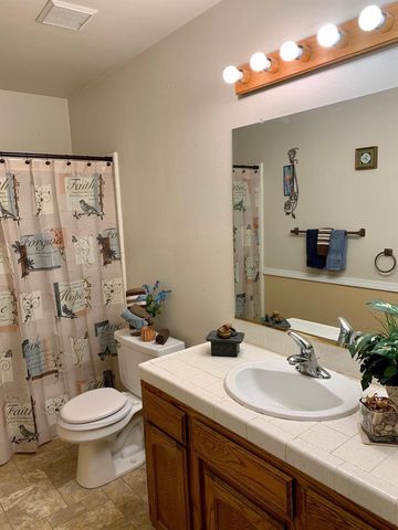 1797 E Solar Avenue, Fresno, CA 93720