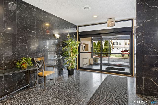 65 Glenbrook Road 6C, Stamford, CT 06902