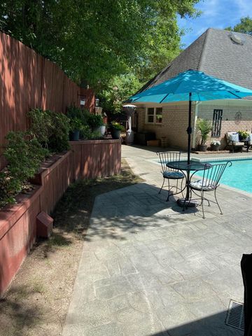 8796 E PLANTATION OAKS DR, Memphis, TN 38018