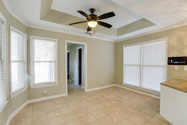 8796 E PLANTATION OAKS DR, Memphis, TN 38018