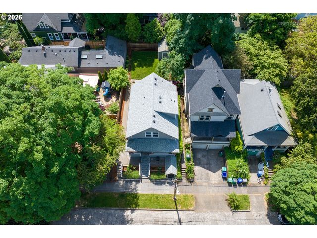 3336 Se WASHINGTON St, Portland, OR 97214