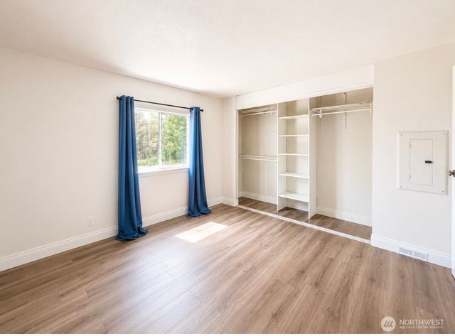 25501 35th Avenue E, Spanaway, WA 98387
