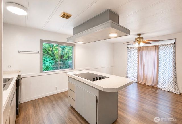 25501 35th Avenue E, Spanaway, WA 98387