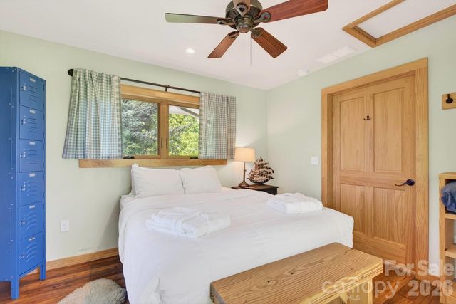 252 Tsali Crossing N 24, Bryson City, NC 28713