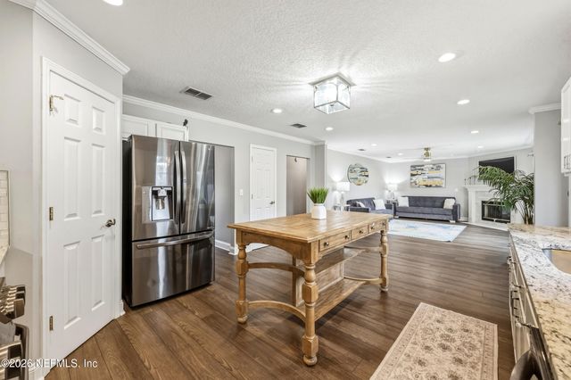 1405 W CHINABERRY Court, St. Johns, FL 32259