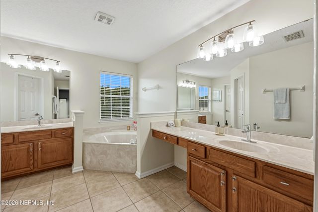 1405 W CHINABERRY Court, St. Johns, FL 32259