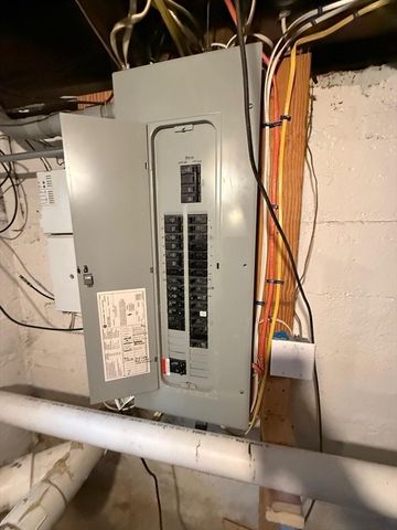 69 Gilbert St, Framingham, MA 01702