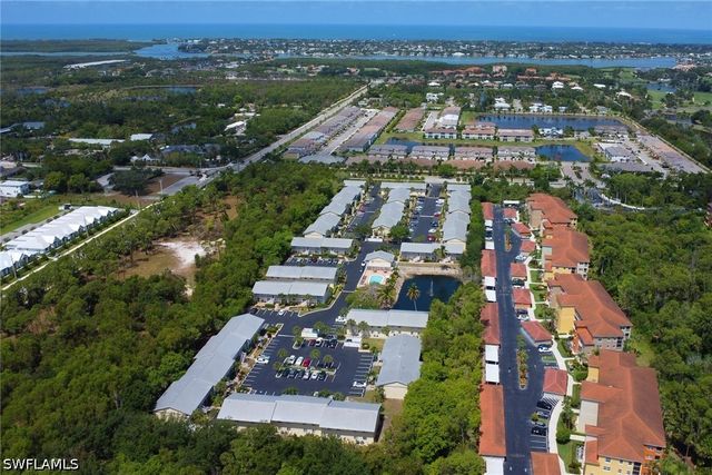 4635 Bayshore DR P4, Naples, FL 34112