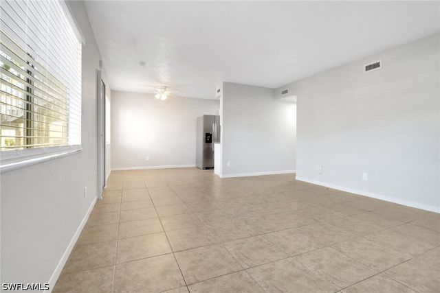 4635 Bayshore DR P4, Naples, FL 34112