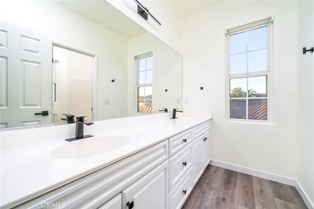 10972 White Oak Lane, Fontana, CA 92337