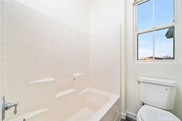 10972 White Oak Lane, Fontana, CA 92337