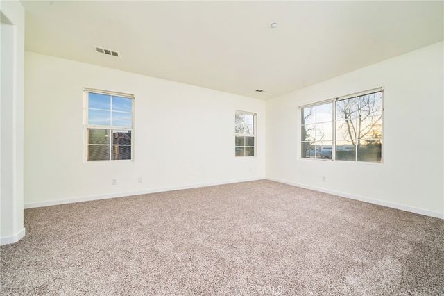 10972 White Oak Lane, Fontana, CA 92337