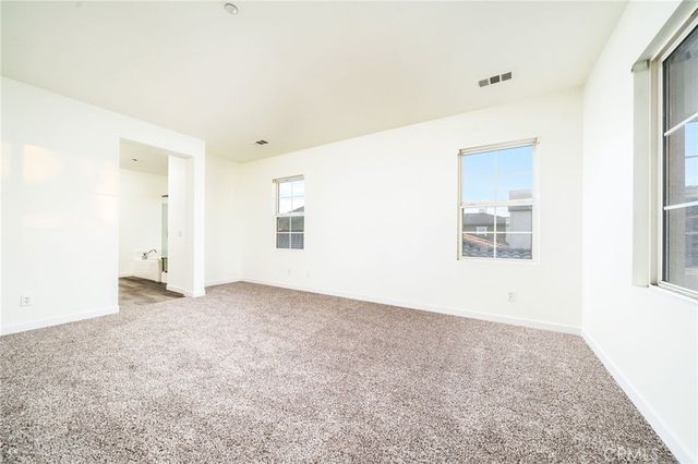 10972 White Oak Lane, Fontana, CA 92337